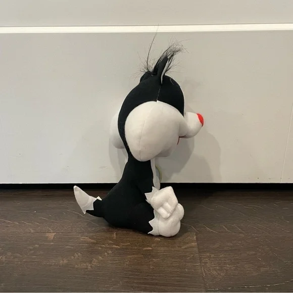 NWT Baby Sylvester Looney Tunes Warner Bros. Toy Factory Plush - Picture 4 of 9